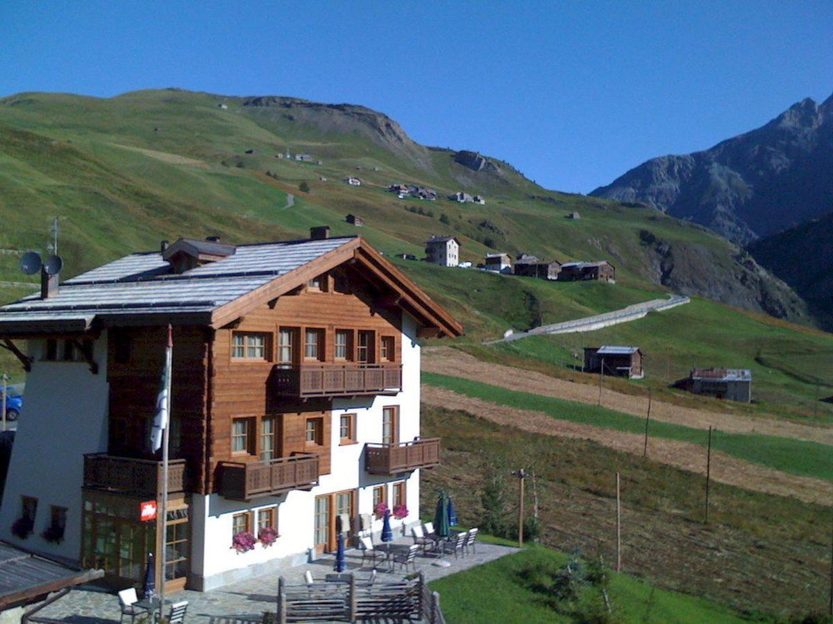 Hotel Bait De Angial Livigno Exteriér fotografie