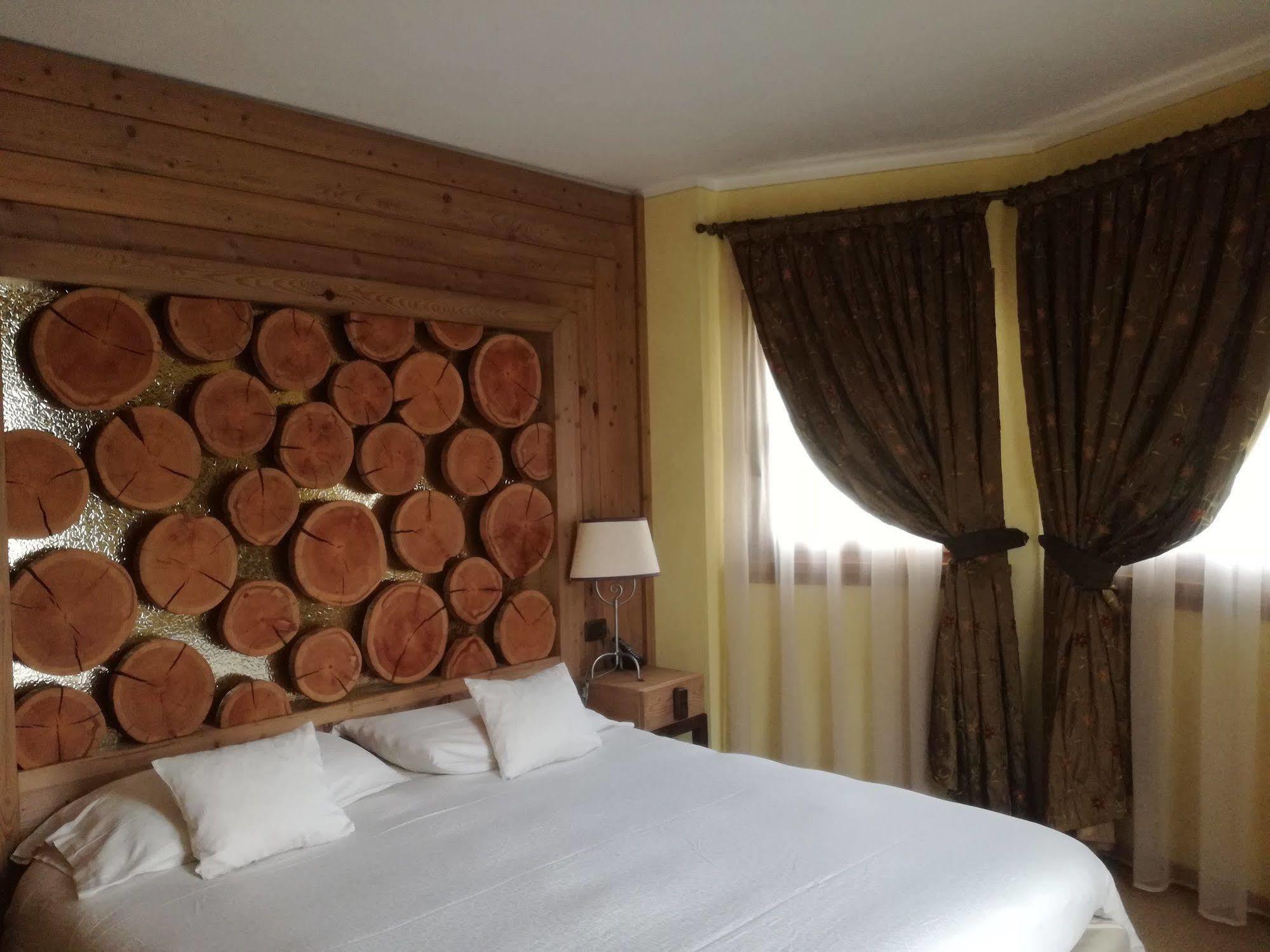 Hotel Bait De Angial Livigno Exteriér fotografie
